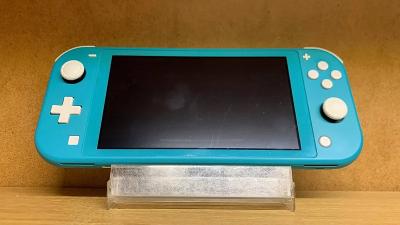 Używane gry na Nintendo Switch czy eShop?