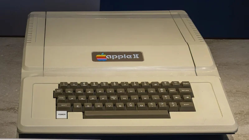 Lode Runner – klasyka ze złotem, drabinami i strażnikami
